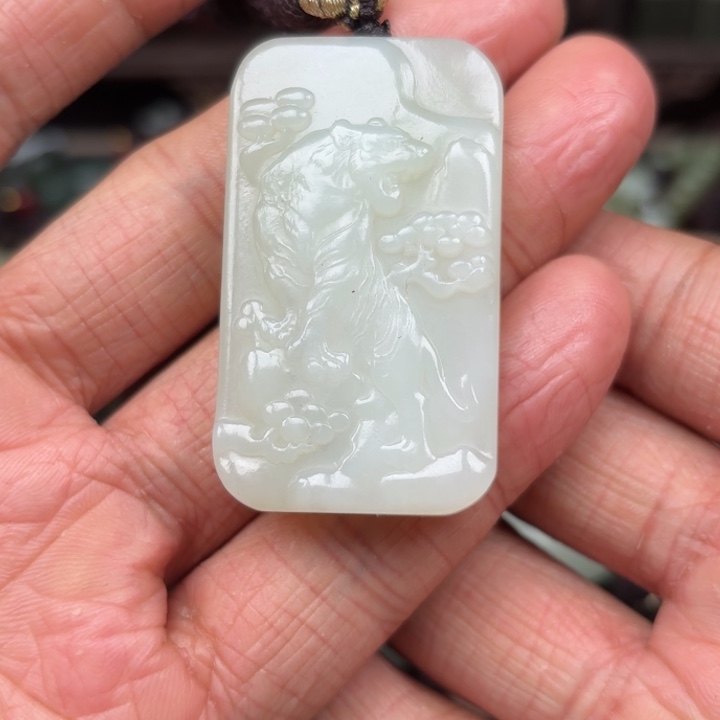 和田玉吊坠未镶嵌