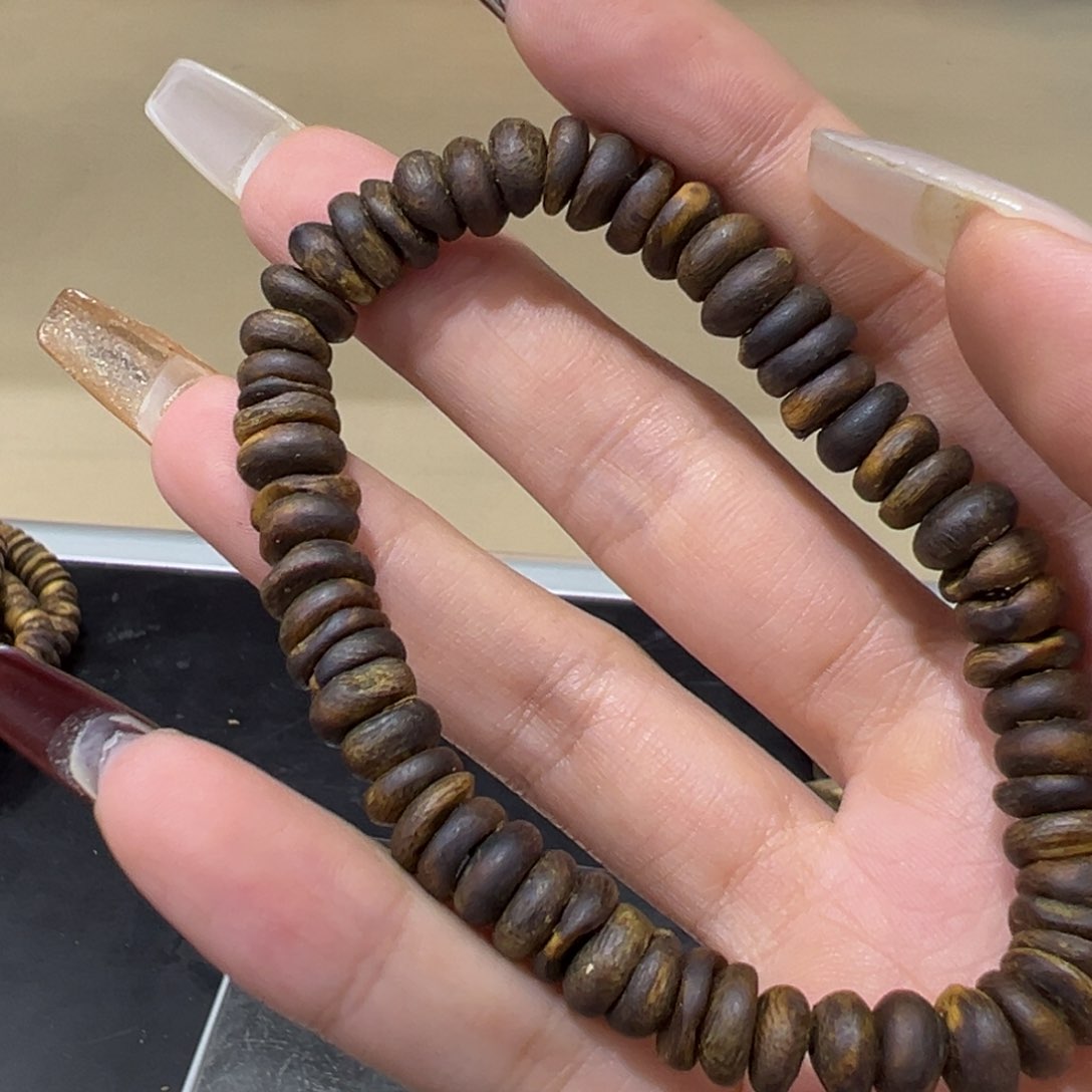 沉香沉香碎屑奇楠沉香老料d v b8