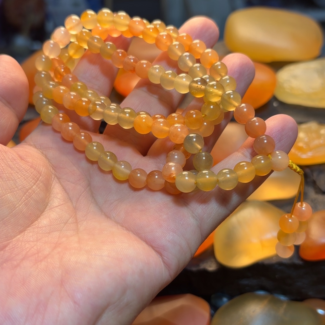 忘***忧石英岩玉未镶嵌裸石