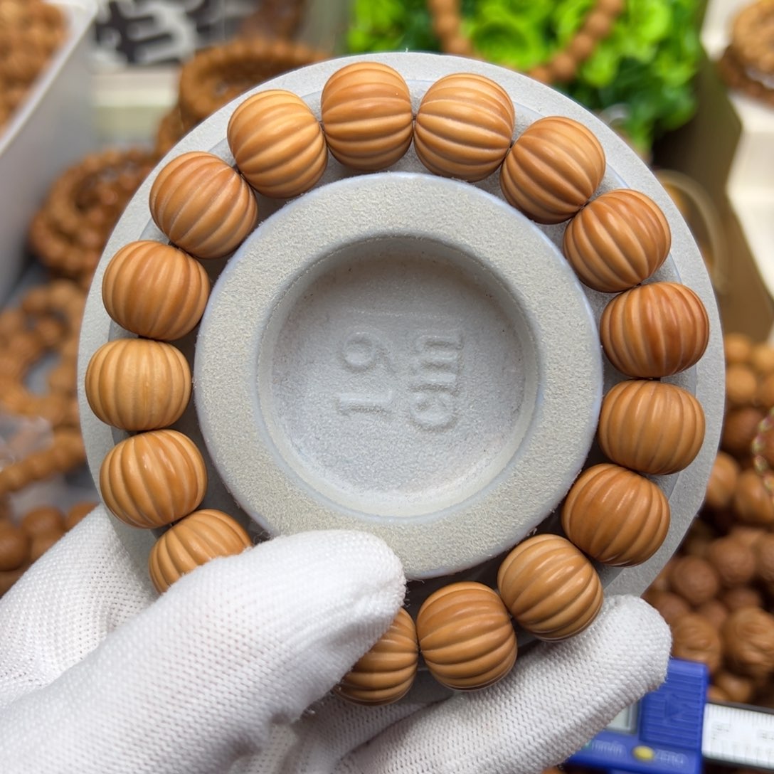 猴头核桃手串微瑕聚宝盆瓜珠