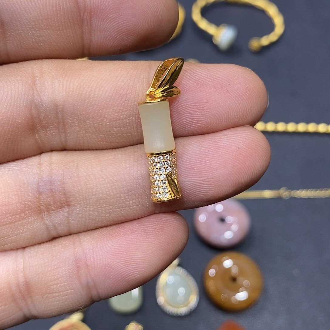 和田玉银S925镀金镶嵌颈饰