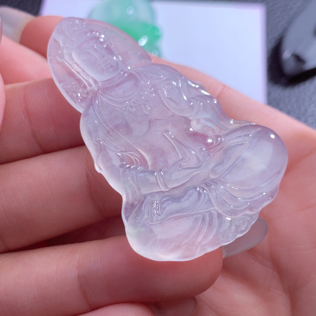 翡翠未镶嵌颈饰缅甸