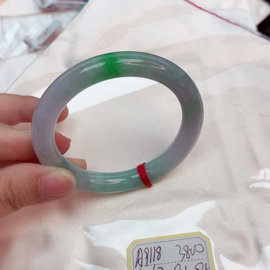 翡翠未镶嵌手镯缅甸翡翠