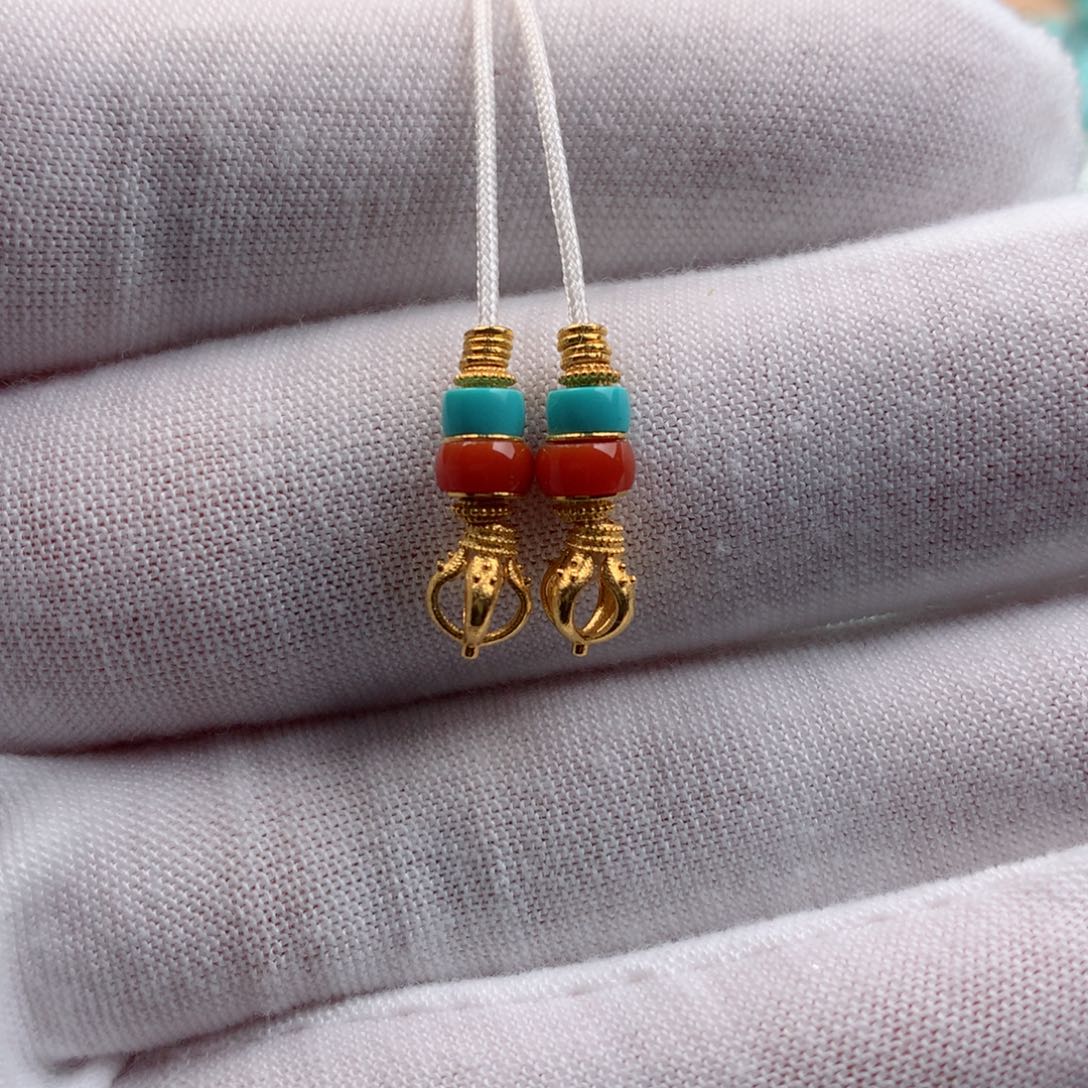 绿松石配饰18K金镶嵌