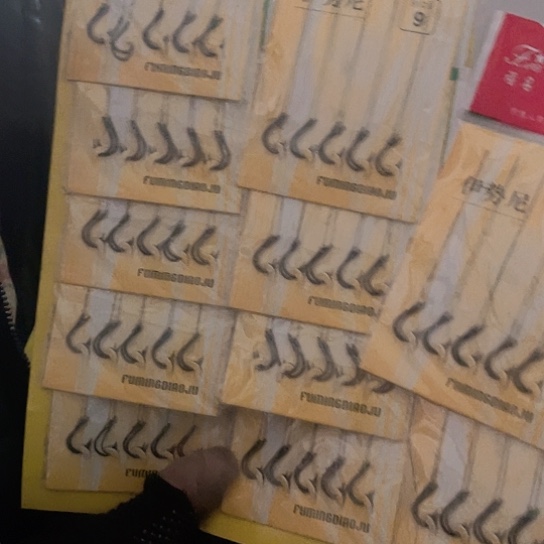 版钩拍一发三版。      