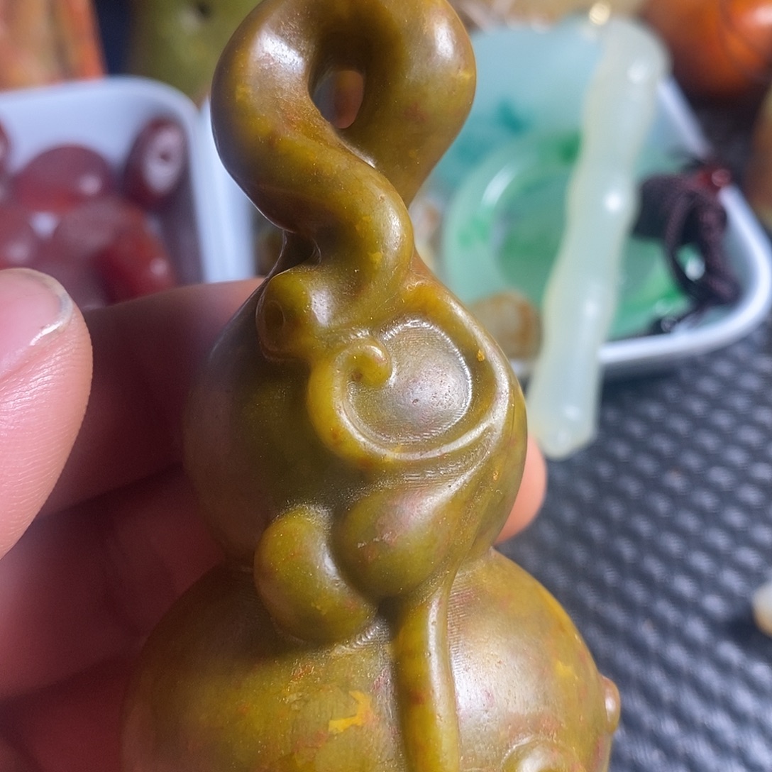 蛇纹石玉合金颈饰