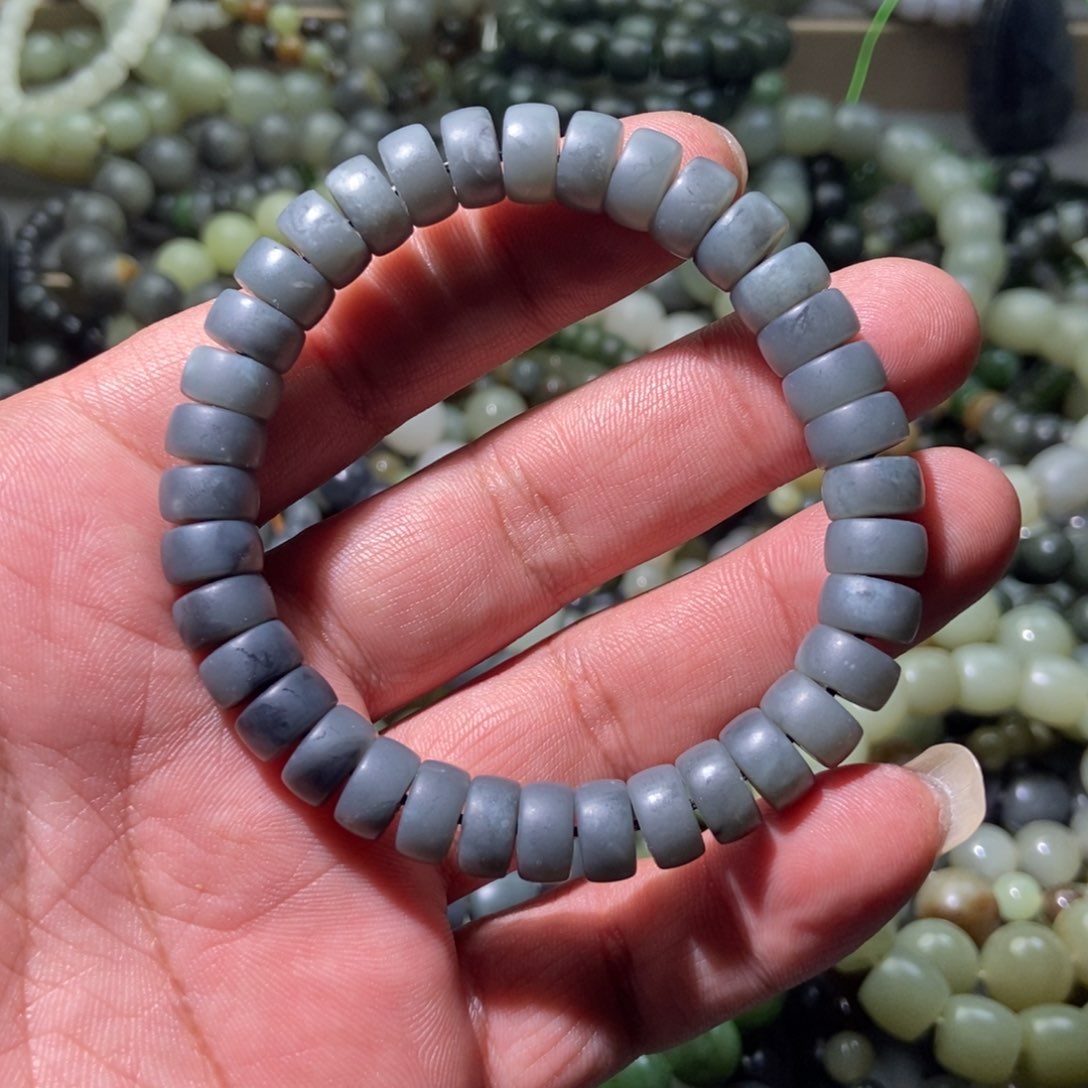 和田玉手链未镶嵌