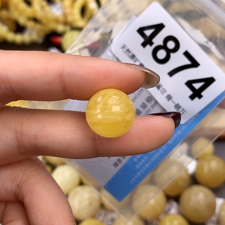 蜜蜡未镶嵌珠宝奇石15