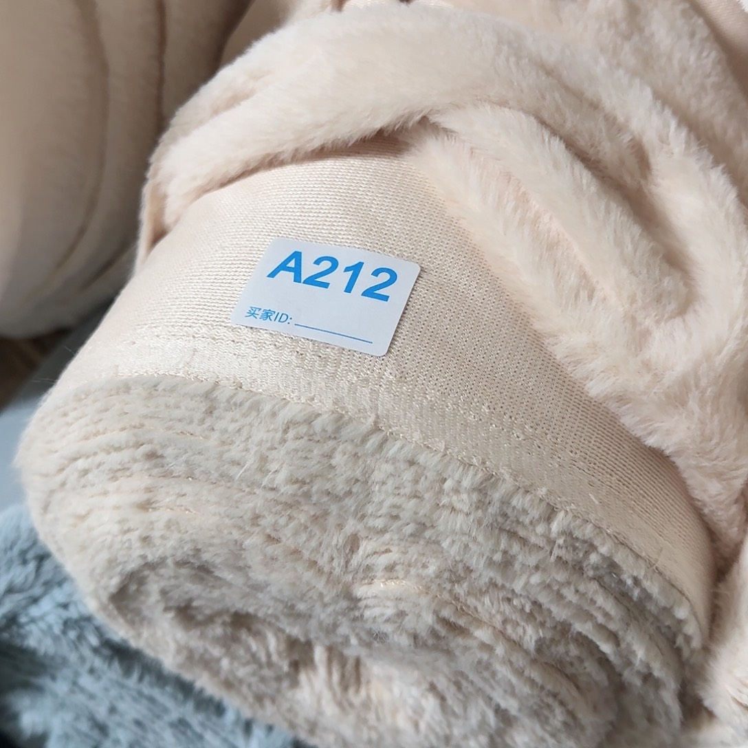 杏色高密兔毛14元2米212