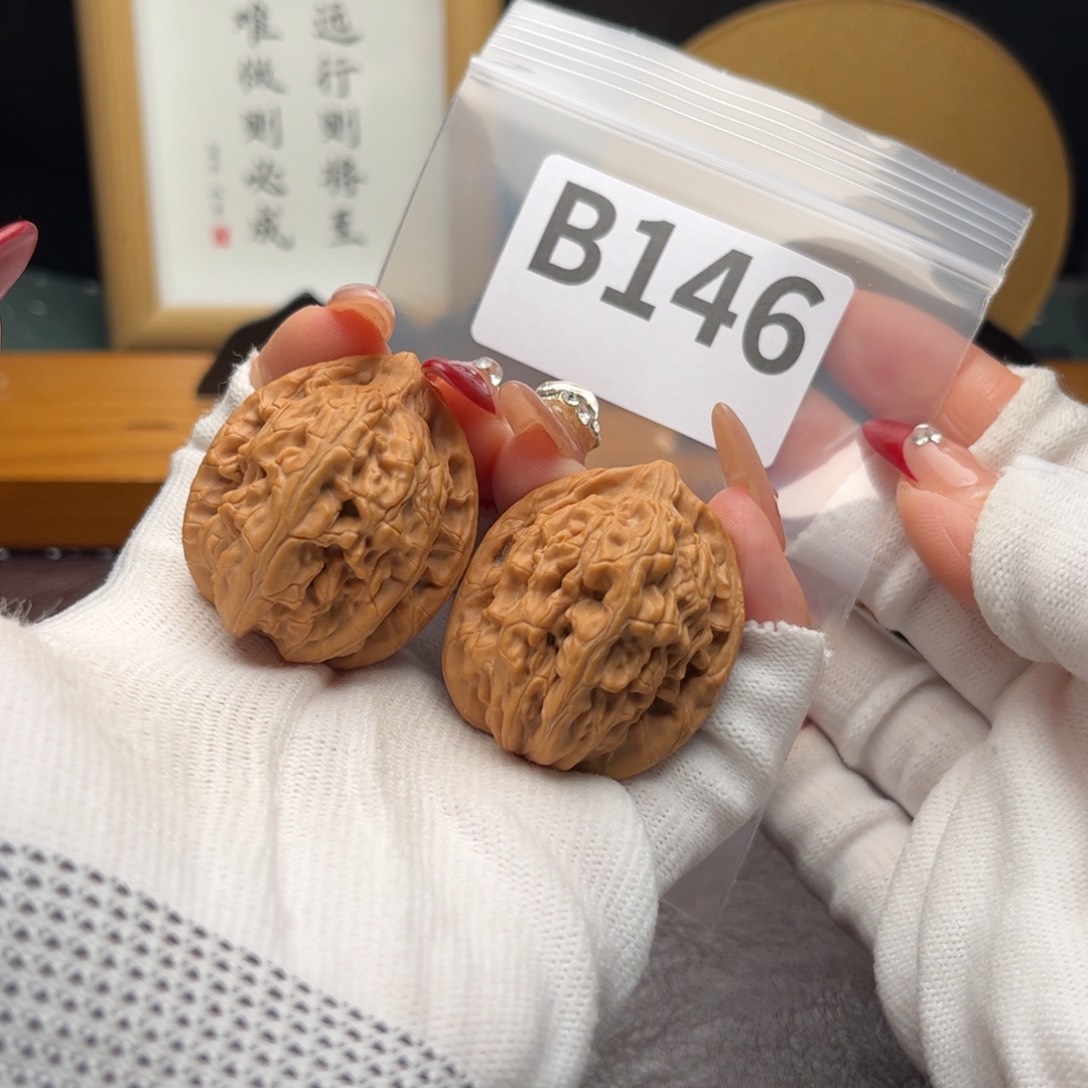 文玩核桃把件34雾灵山b 146