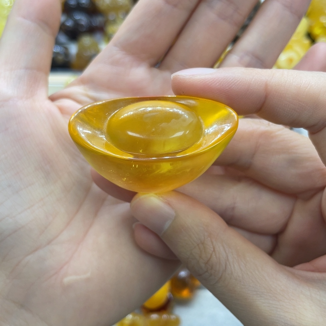 琥珀未镶嵌裸石天然琥珀