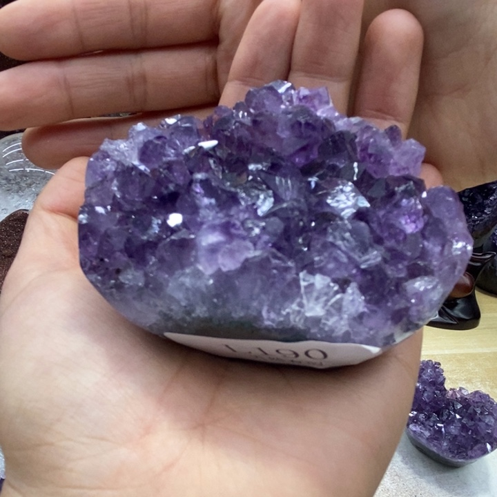 紫晶大型摆件（非配饰）未镶嵌