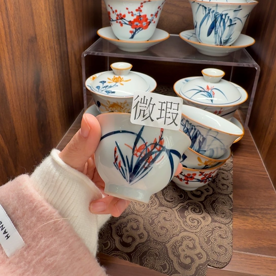 釉下手绘茶具微瑕
