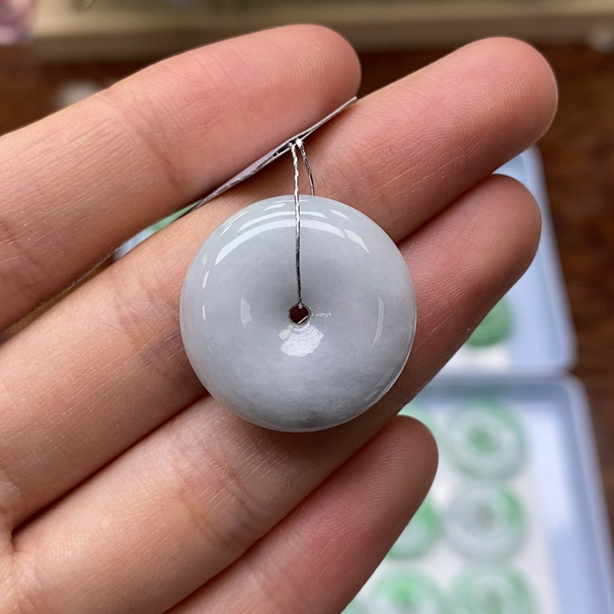 【闪购商品】翡翠颈饰未镶嵌平安扣