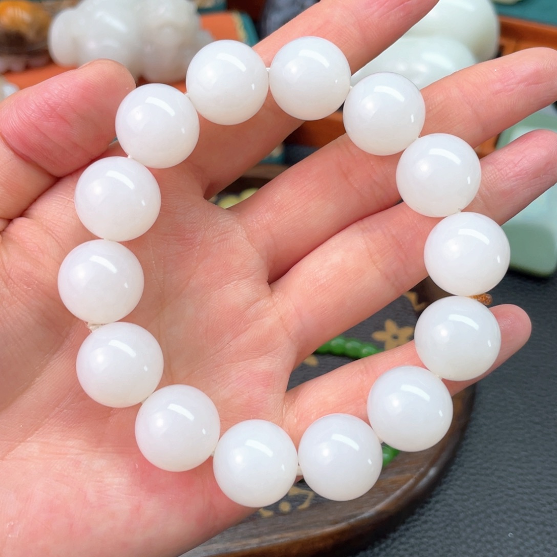 和田玉手链未镶嵌