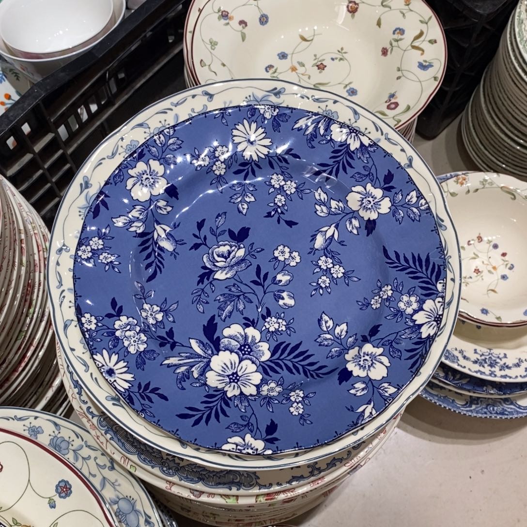 瓷微瑕蓝色八寸平盘