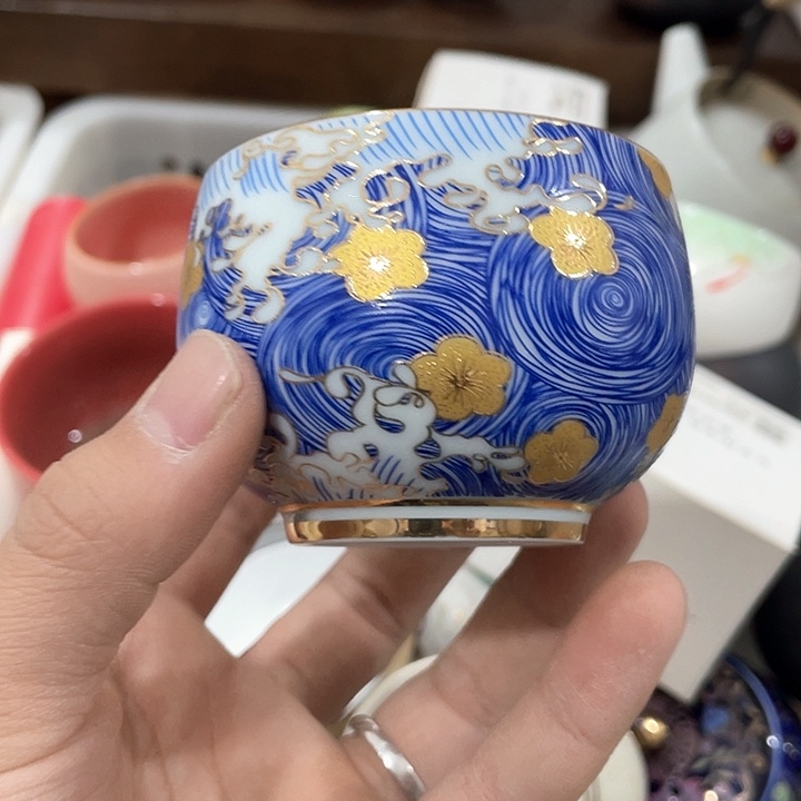 陶瓷茶具全部清清完回家过年