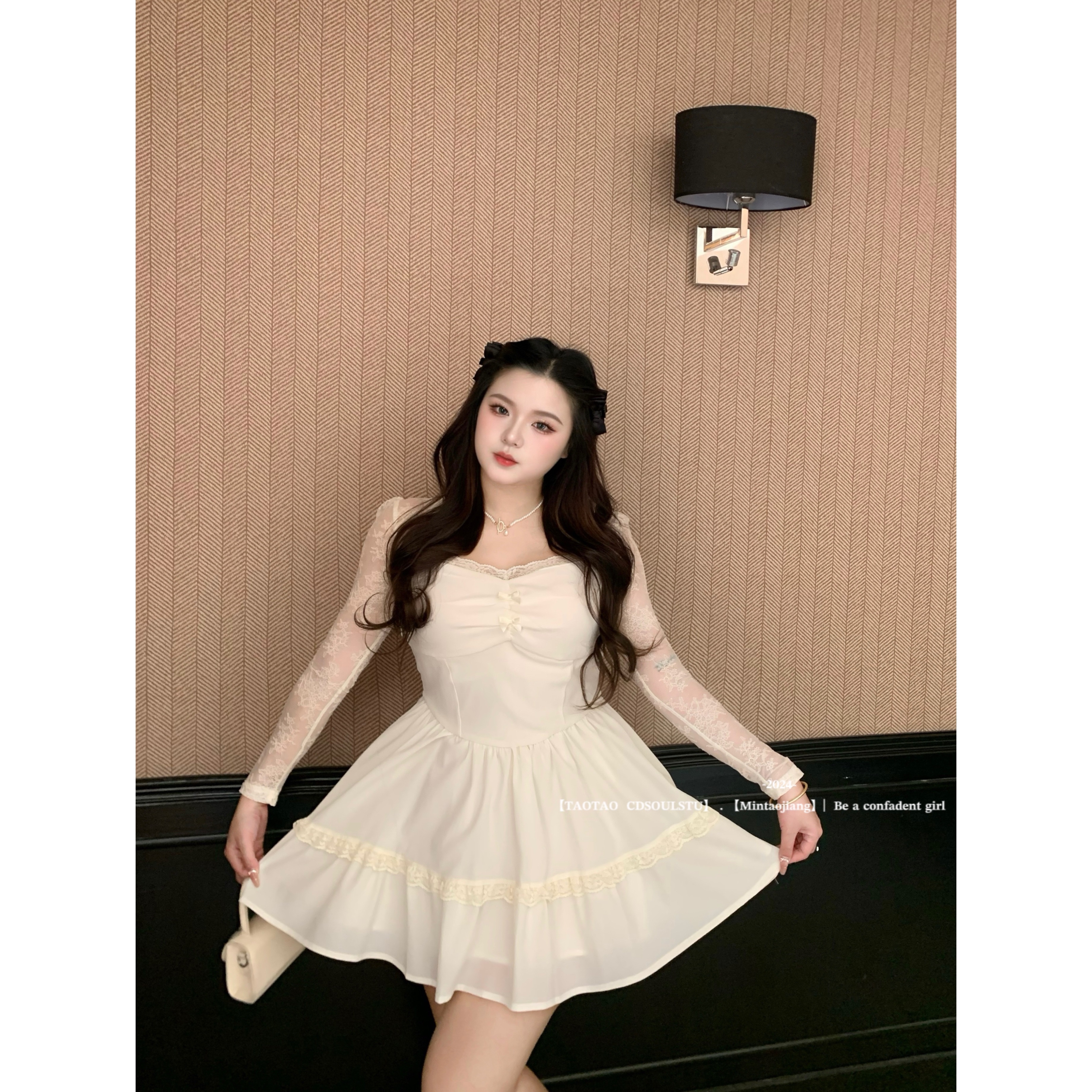 清清【柏林小姐】微胖甜美感女秋季长袖法式蕾丝纯欲风收腰连衣裙