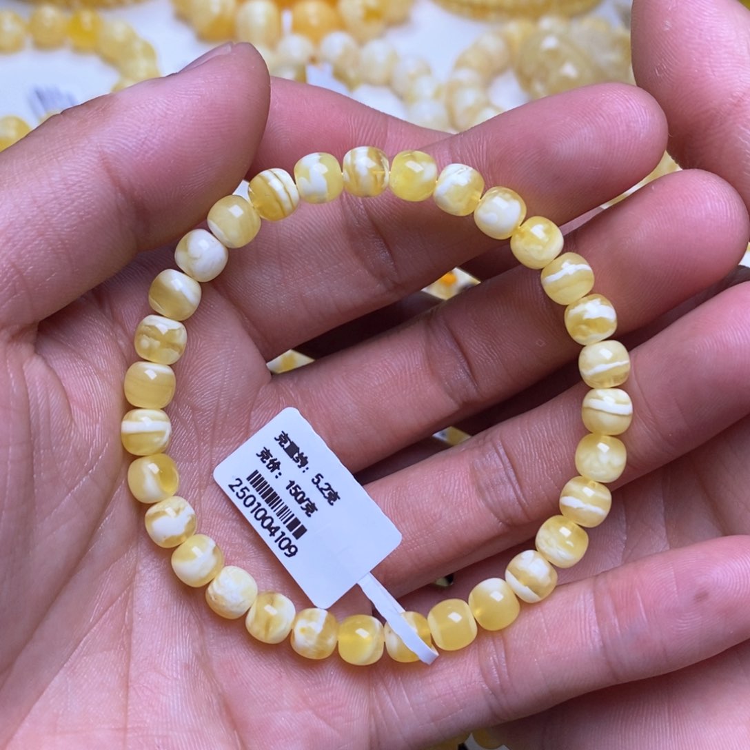 【闪购商品】蜜蜡裸石未镶嵌6+老型手串