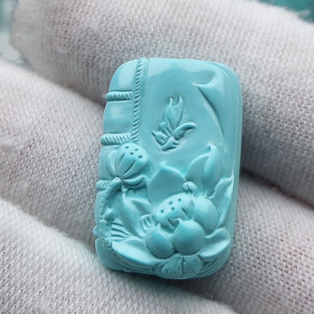 绿松石未镶嵌颈饰