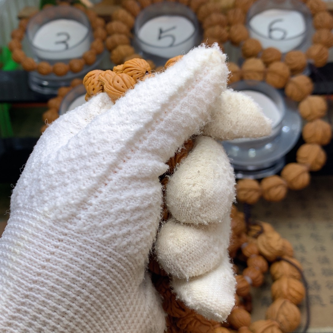 桃核手串花生白菜