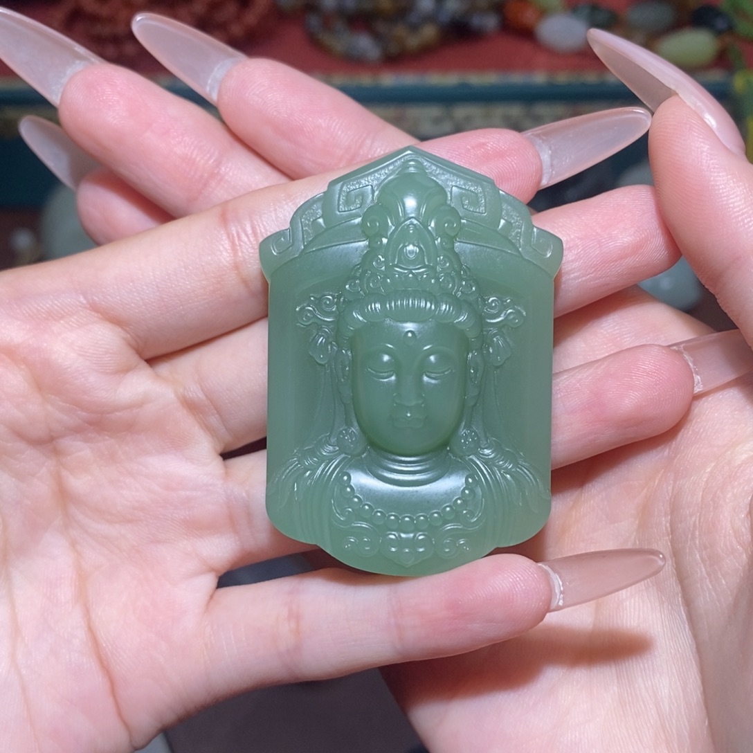 阿***n和田玉未镶嵌颈饰