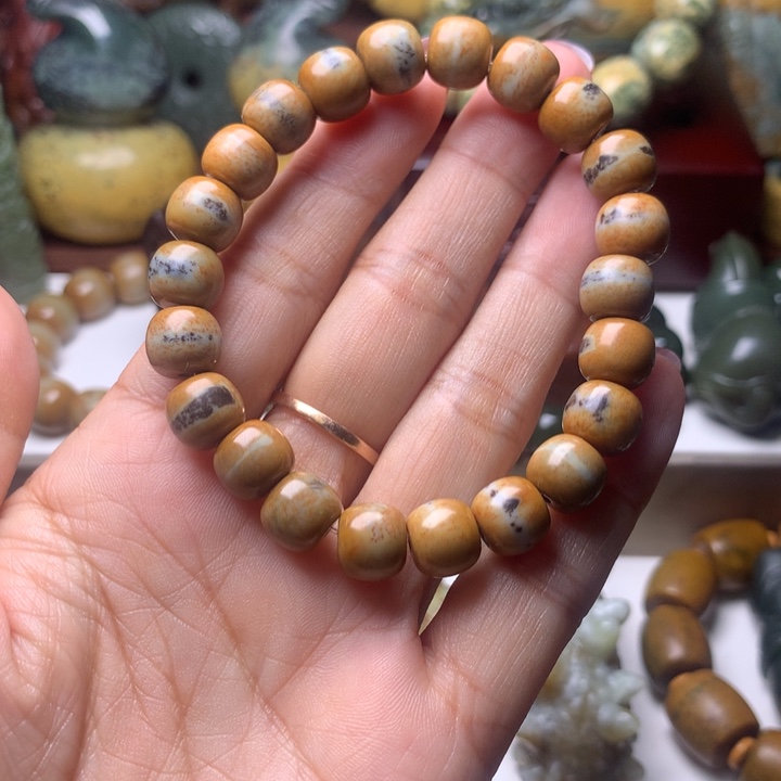 岫岩河磨玉（透闪石质玉）手链未镶嵌