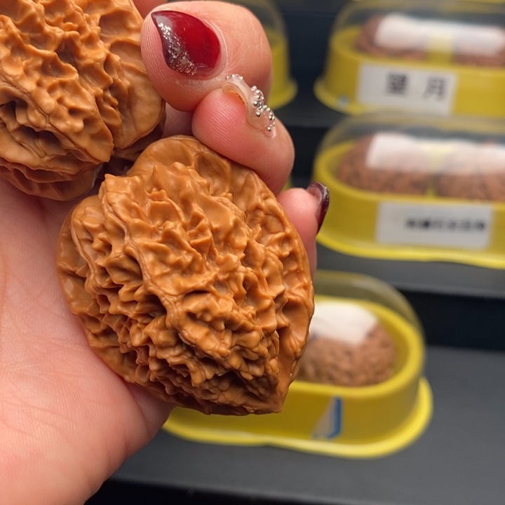 ?****?招财鼠文玩核桃把件