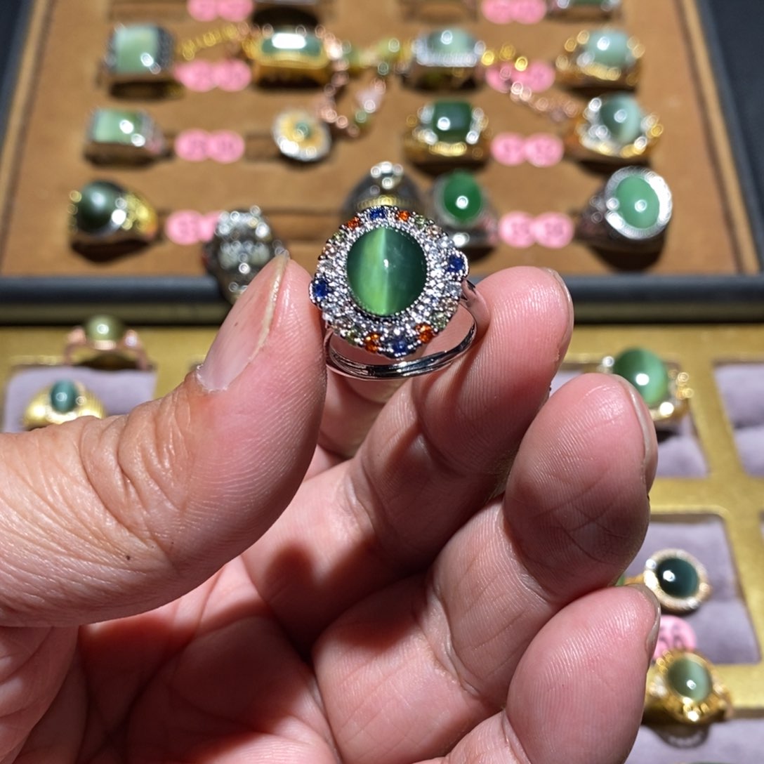 和田玉（碧玉）戒指未镶嵌