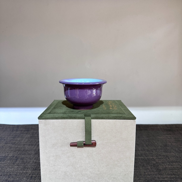 宋钧压手杯 里蓝外紫 80cc容量 全手工 纯选矿