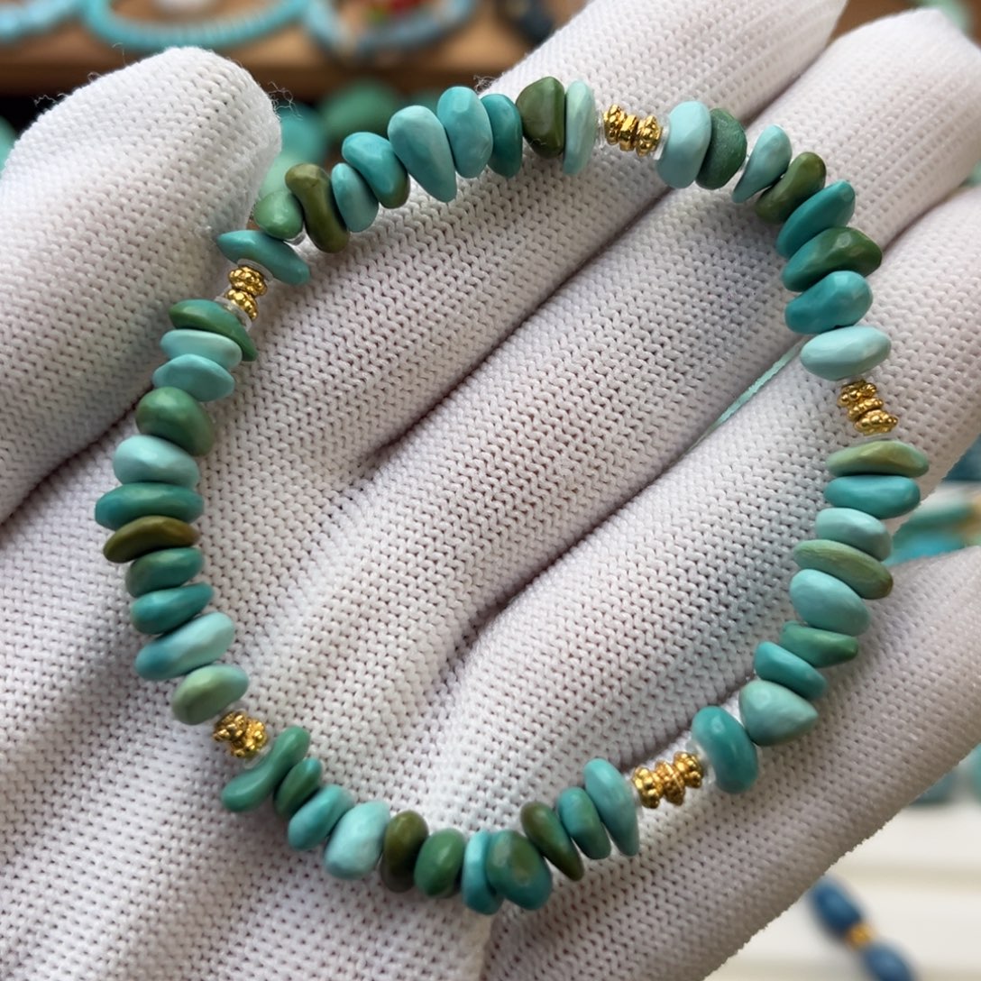 绿松石未镶嵌珠宝奇石藏扣