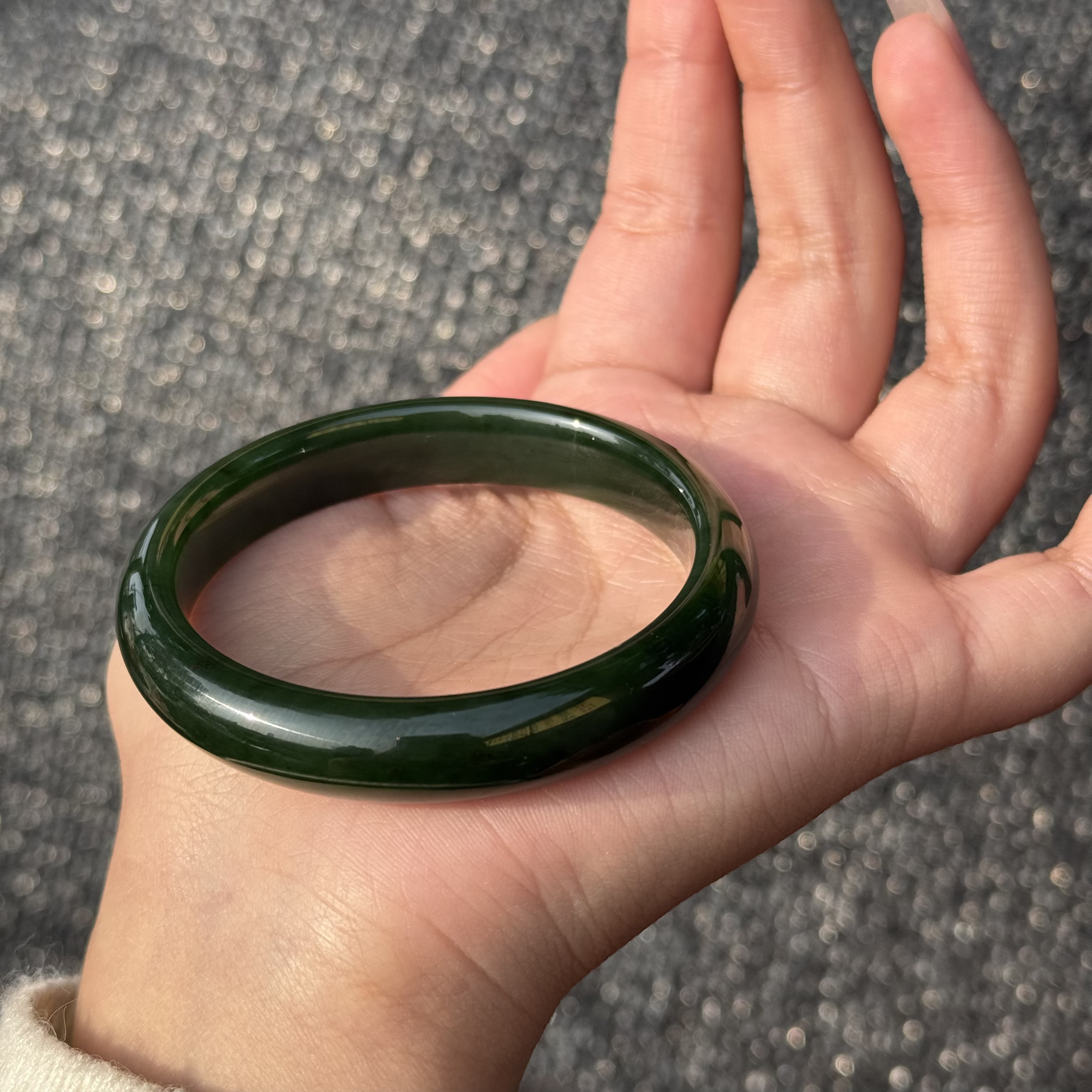 和田玉颈饰未镶嵌碧玉手镯1豹哥 拍一发一