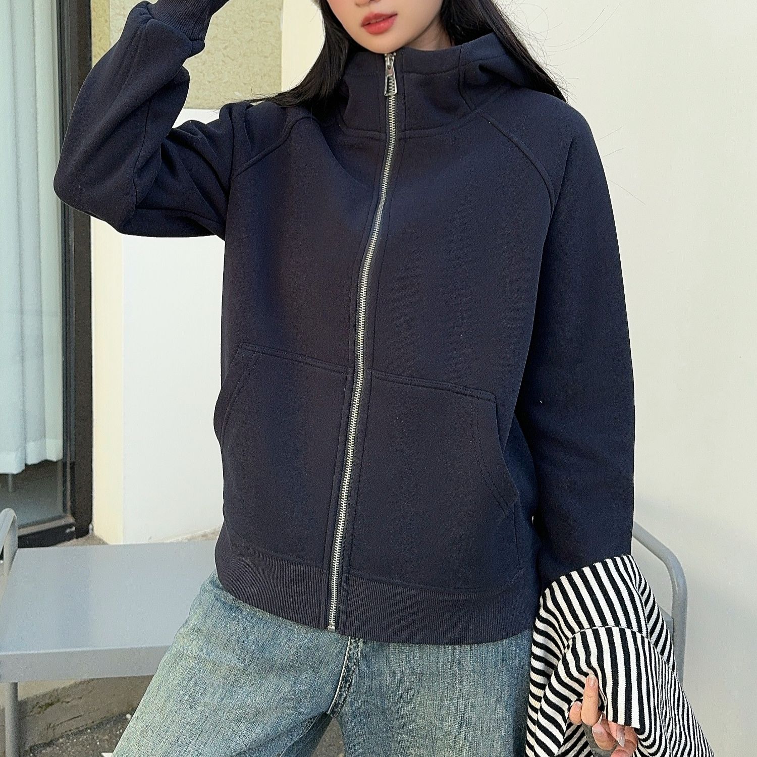 5078连帽卫衣秋冬款加绒加厚立领防风H版型卫衣外套女