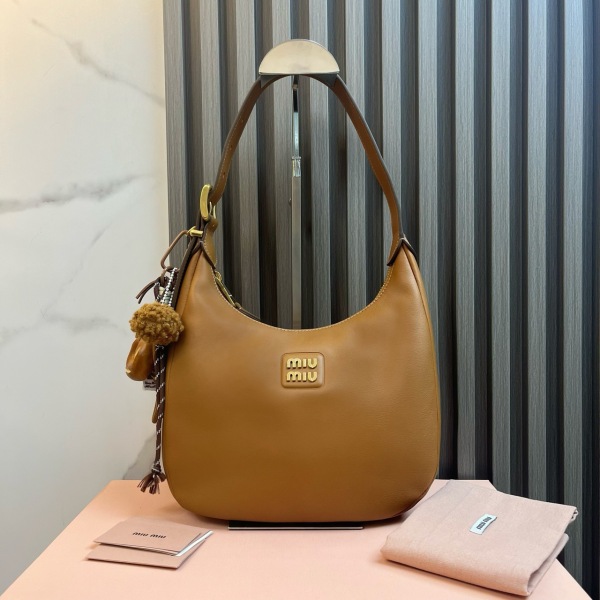 包包/谬谬/99新/250212QR0021