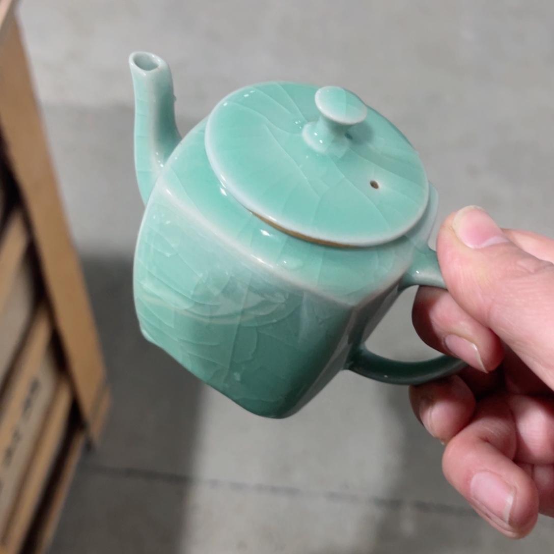 瓷片哈哈哈哈哈哈哈哈哈