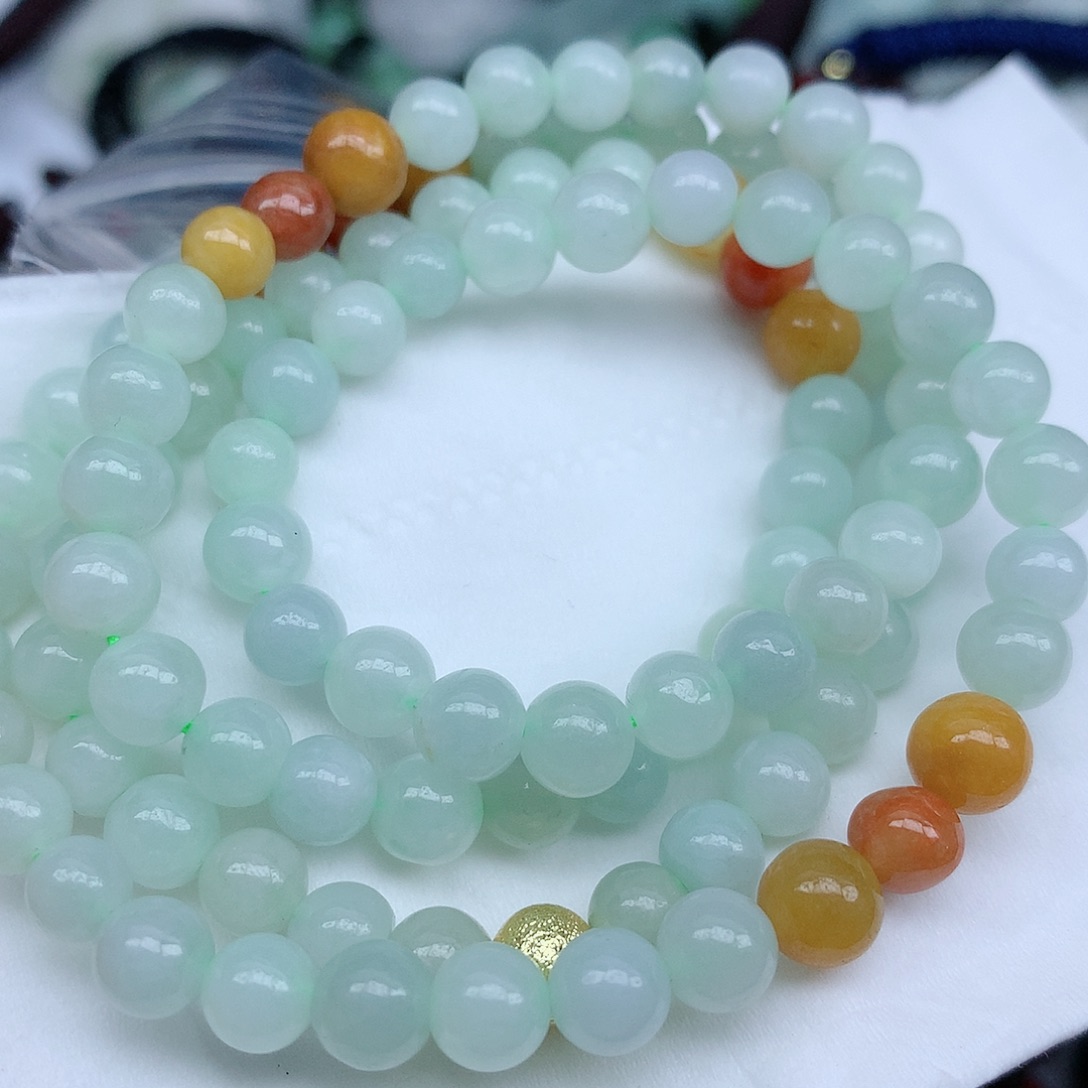 翡翠颈饰未镶嵌吊坠