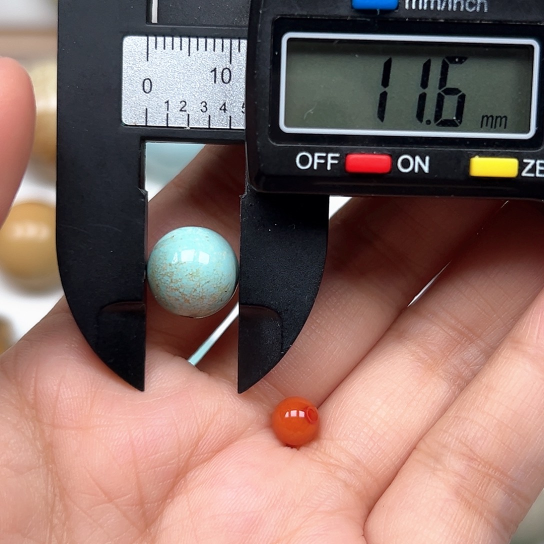 未镶嵌南红玛瑙珠宝奇石