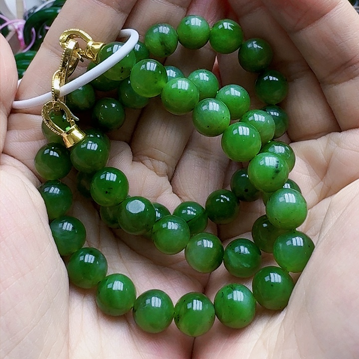 和田玉（碧玉）串珠未镶嵌