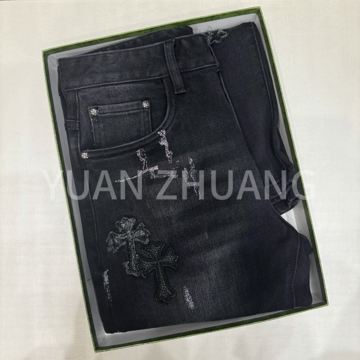 爆十字架626新款欧货时尚百搭轻奢潮牌重工中腰小直筒洗水牛仔裤