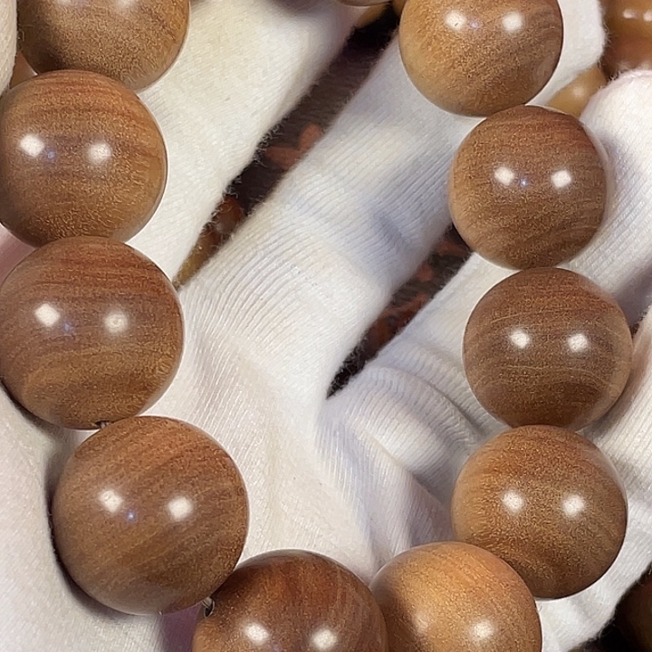 卜***下檀香木老山檀横纹黑肉2.0