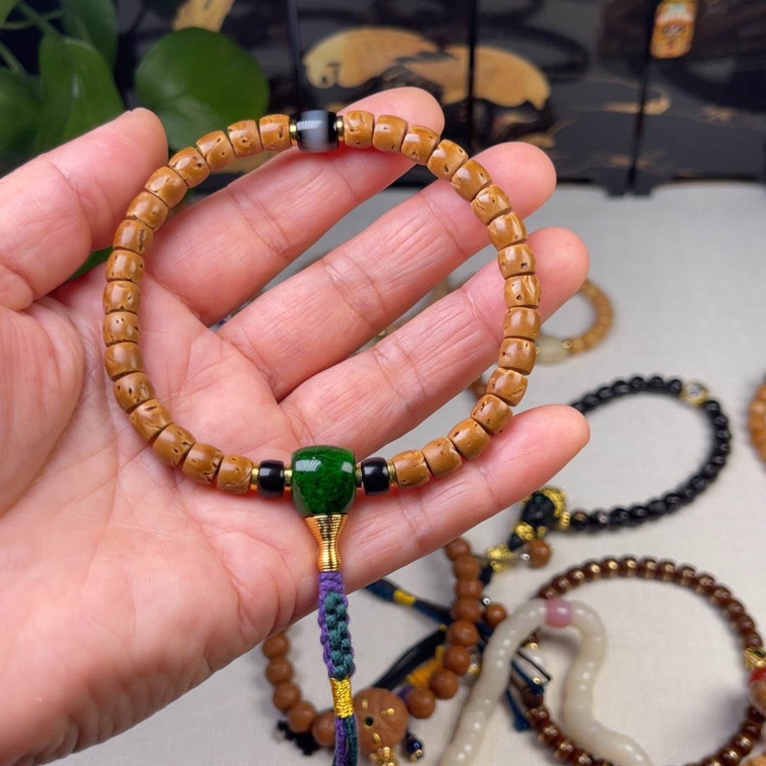 吊坠桃核23456788976555