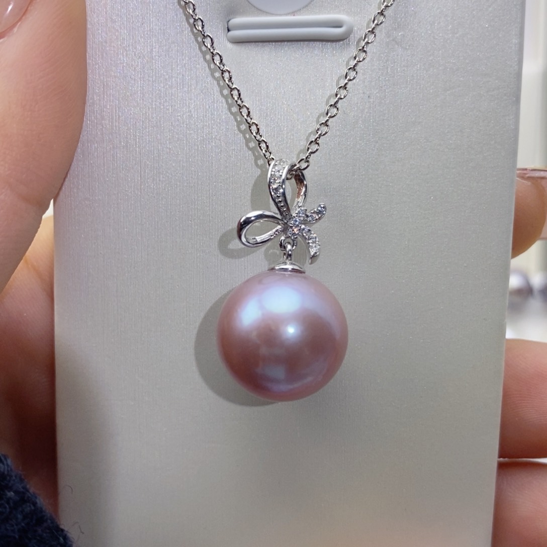 淡水珍珠吊坠(赠链)银S925镶嵌栗****?