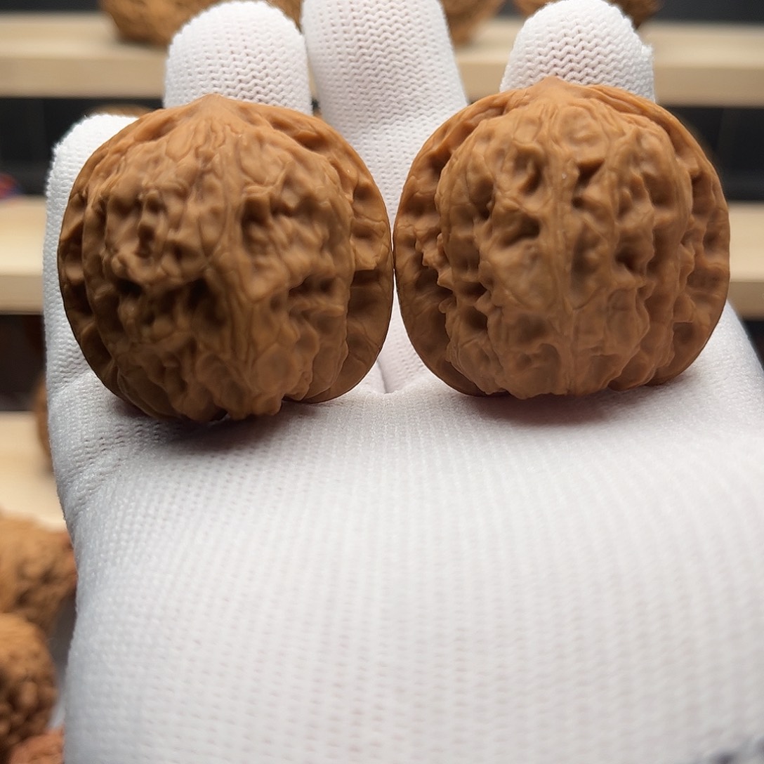 桃核吊坠38野狼，，，