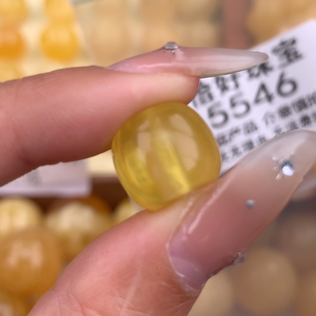 琥珀未镶嵌珠宝奇石13.2 11.2 粉