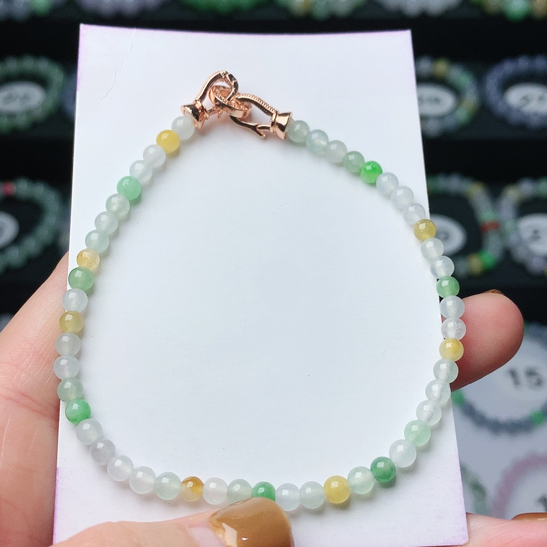 翡翠手链未镶嵌翡翠