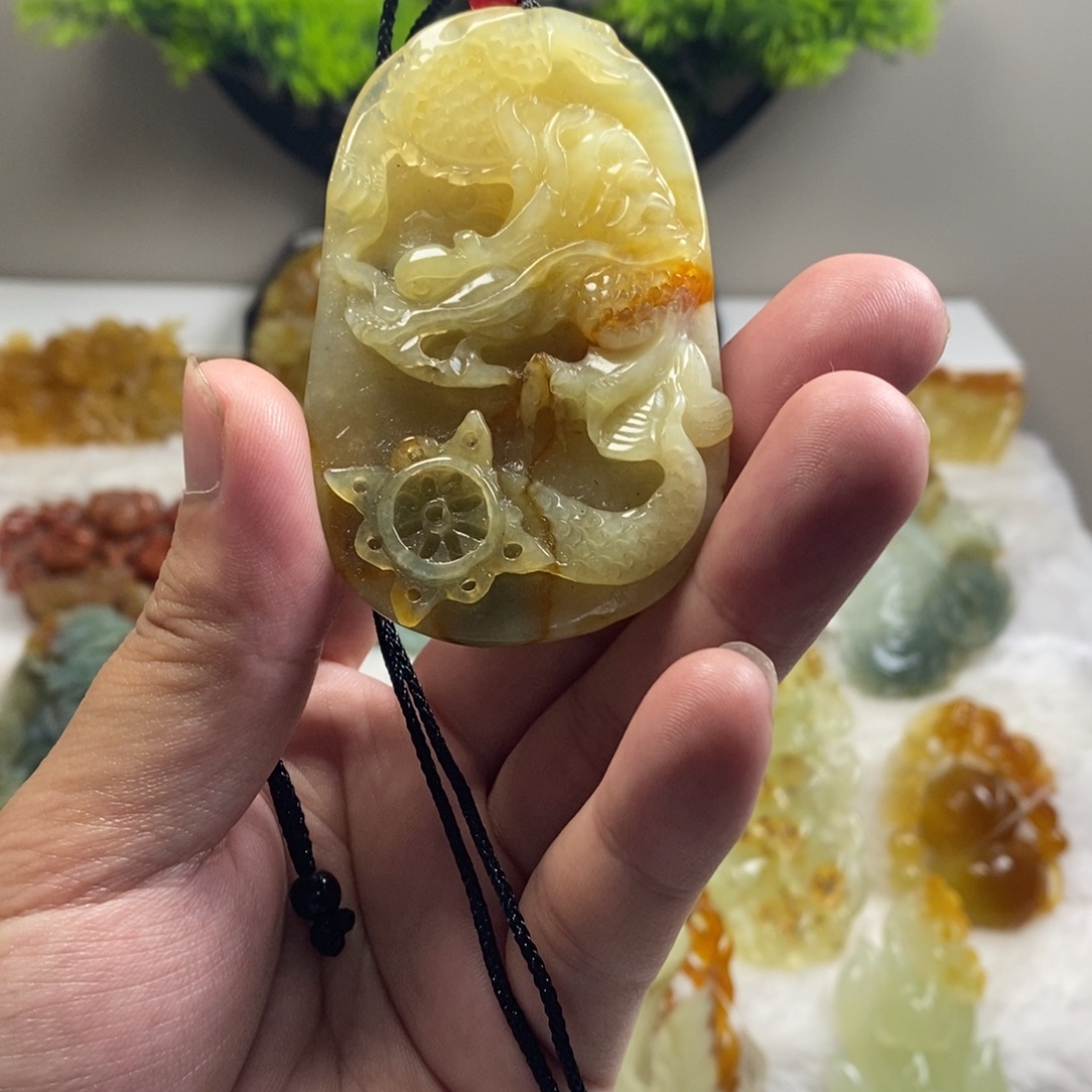 未镶嵌岫玉吊坠(不含链)