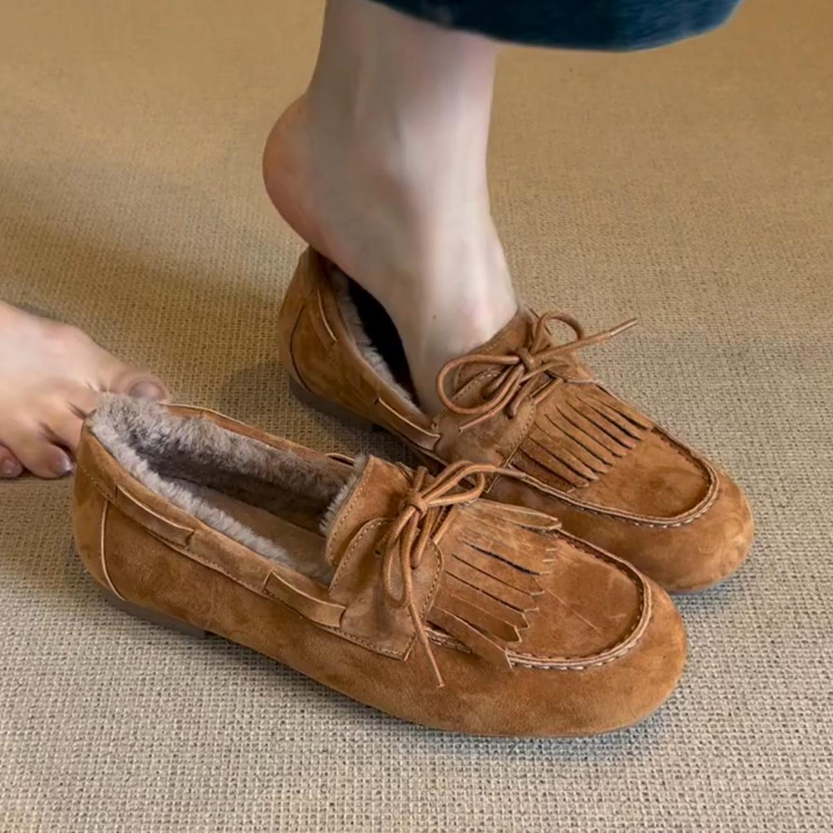牛皮版~复古乐福鞋女秋冬一脚蹬懒人加绒毛毛平底流苏豆豆鞋单鞋