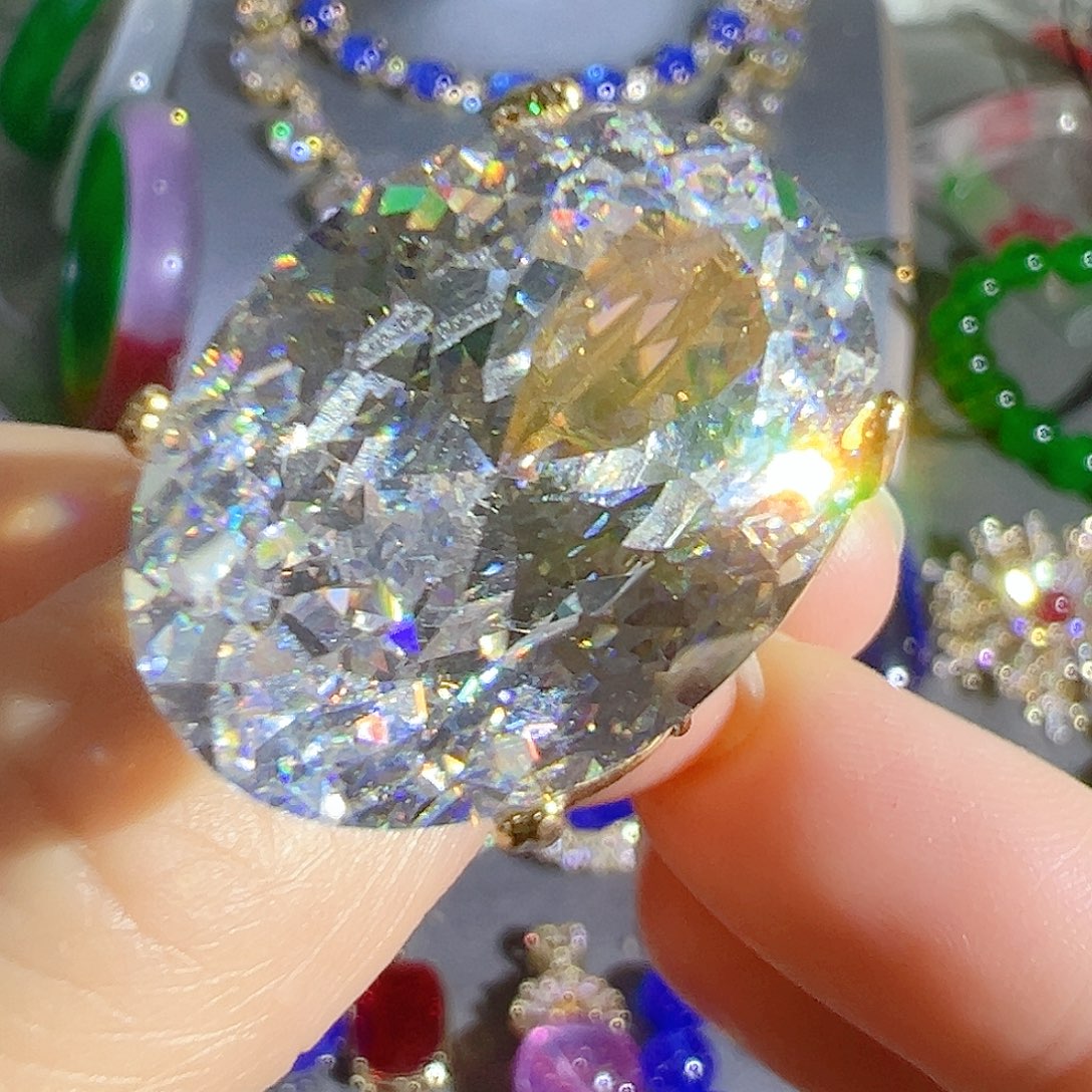 花岗石钨合金红色蓝色大宝贝