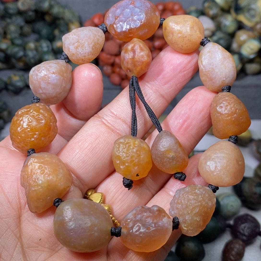 未镶嵌玛瑙/玉髓珠宝奇石