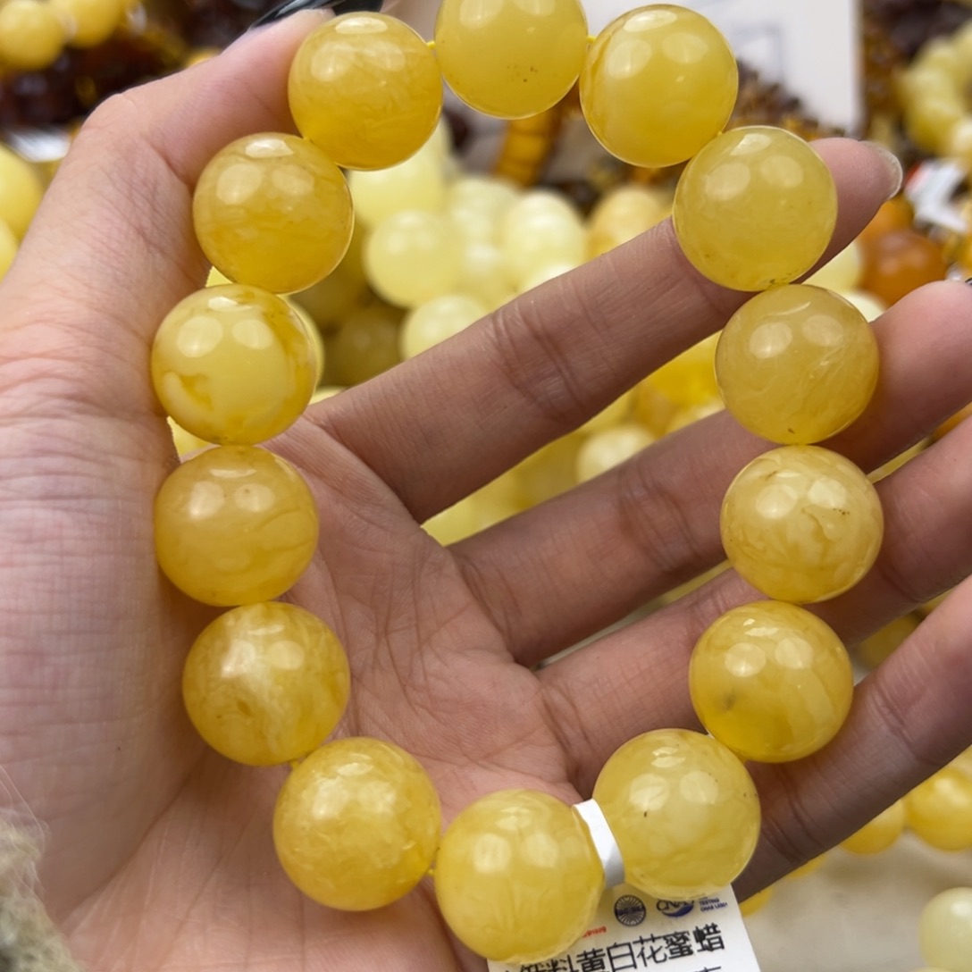 琥珀珠宝奇石未镶嵌